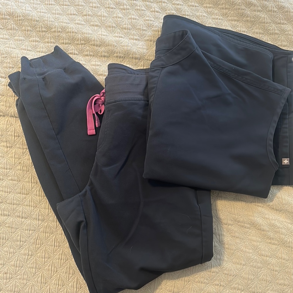 Figs scrub set